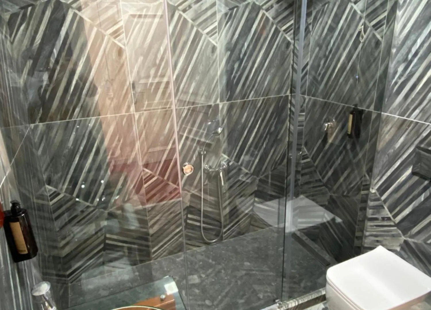 ****  Rozafa Hotel Shkodër Albania