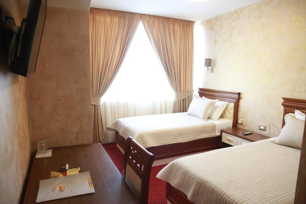 ****  Rozafa Hotel شكودر ألبانيا