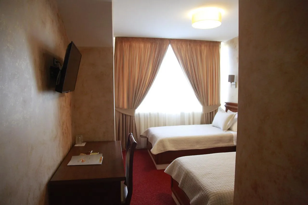 Rozafa Hotel شكودر